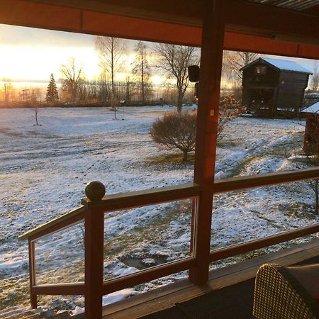 Mysigt Boende I Raettvik Med Utsikt Oever Siljan Экстерьер фото
