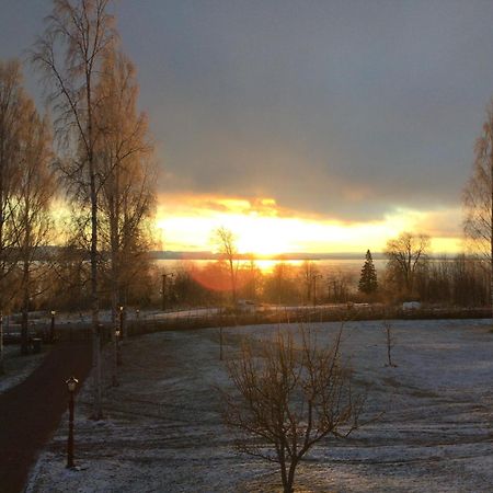 Mysigt Boende I Raettvik Med Utsikt Oever Siljan Экстерьер фото
