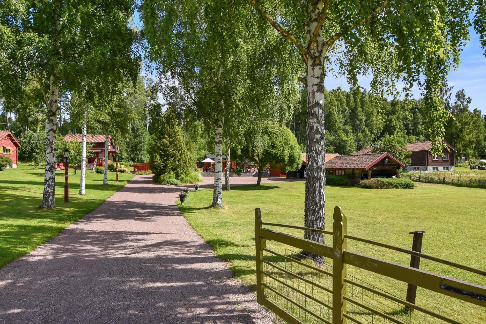 Mysigt Boende I Raettvik Med Utsikt Oever Siljan Экстерьер фото