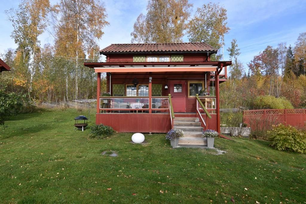 Mysigt Boende I Raettvik Med Utsikt Oever Siljan Экстерьер фото