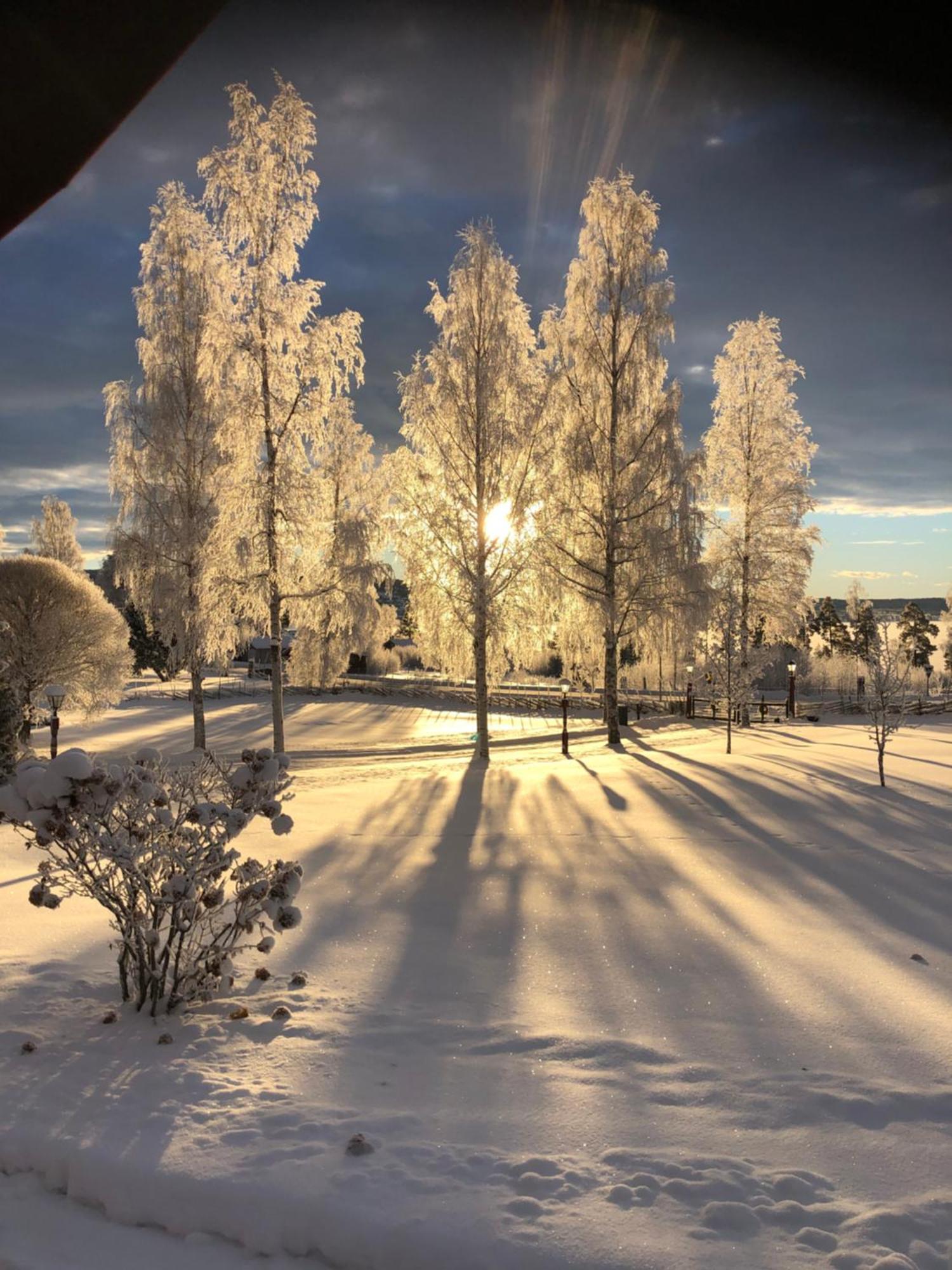 Mysigt Boende I Raettvik Med Utsikt Oever Siljan Экстерьер фото