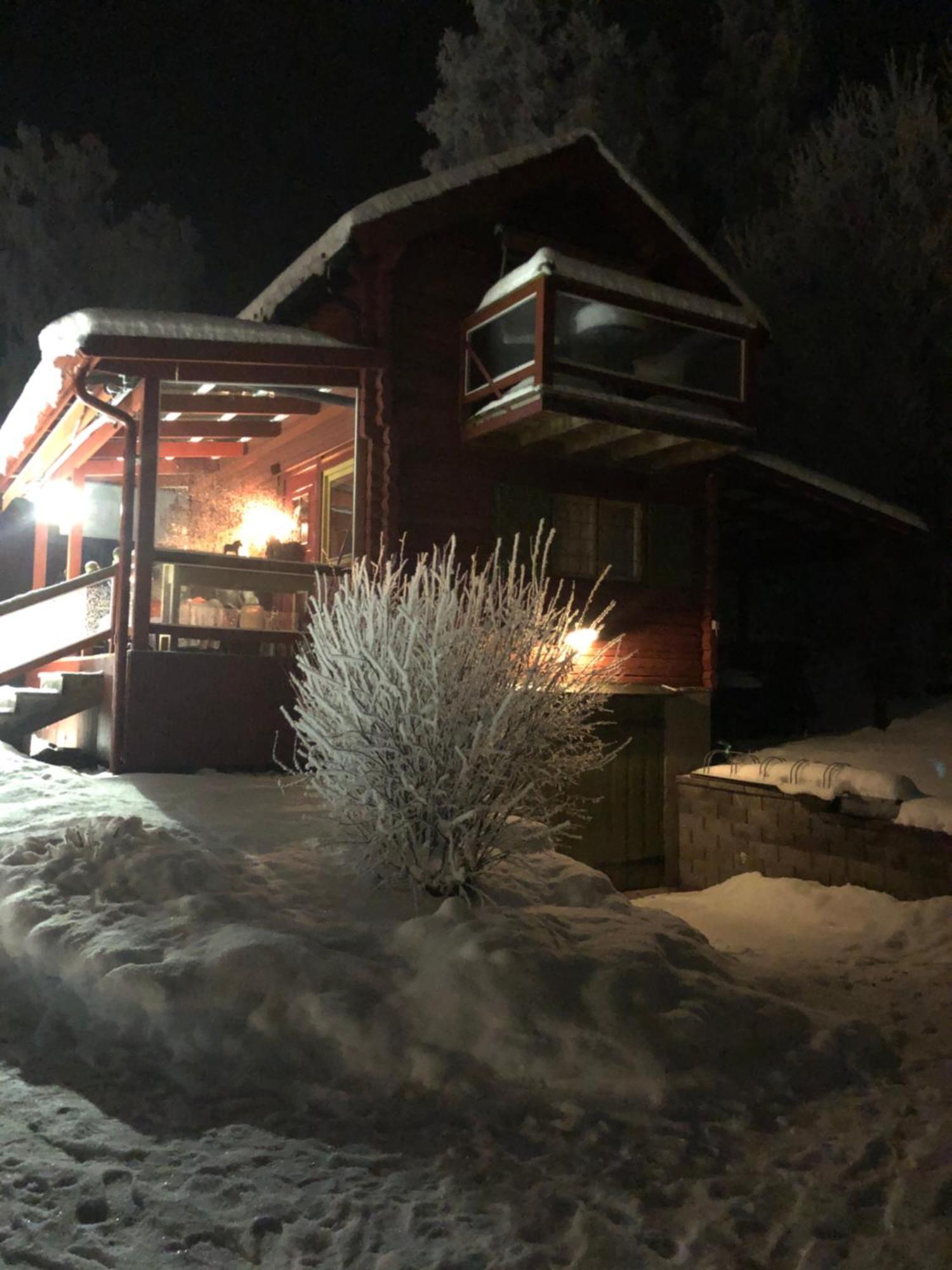 Mysigt Boende I Raettvik Med Utsikt Oever Siljan Экстерьер фото